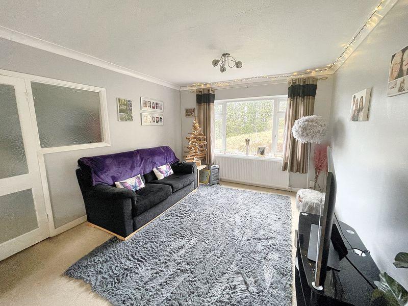 Pheasant Drive, High HP13 3 bed semidetached house for sale