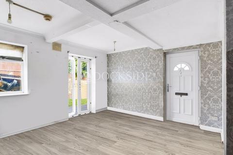 32a Cooling Road, Rochester, ME2 4RG