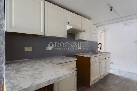 32a Cooling Road, Rochester, ME2 4RG
