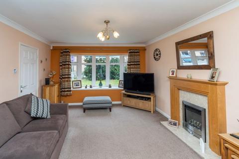 4 bedroom detached house for sale, Grant Close, Kingswinford DY6