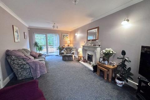 4 bedroom detached house for sale, Top O Th Hill Road, Todmorden OL14