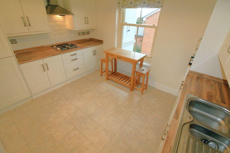 Catholic Lane, Sedgley DY3 2 bed apartment for sale £259,950