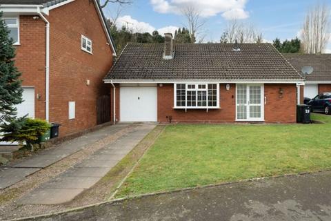 3 bedroom detached bungalow for sale, Carnforth Close, Kingswinford DY6