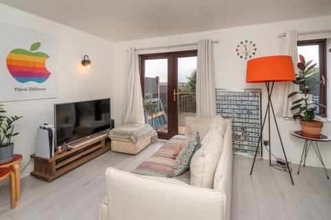 undefined, Auckland Road, Kingswinford DY6