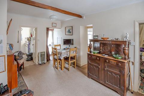 40 Kings Wall, Malmesbury, SN16 9BJ