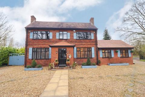3 bedroom detached house for sale, Manchester Road, Greater Manchester WN7