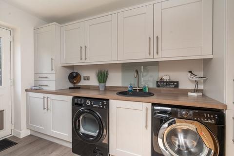 2c Beachcroft Road, Kingswinford, DY6 0HJ