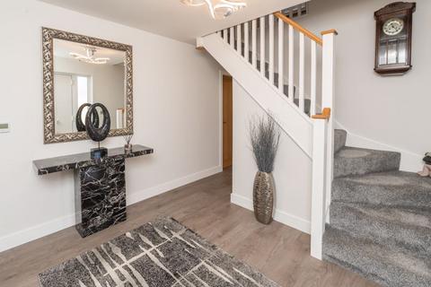 2c Beachcroft Road, Kingswinford, DY6 0HJ