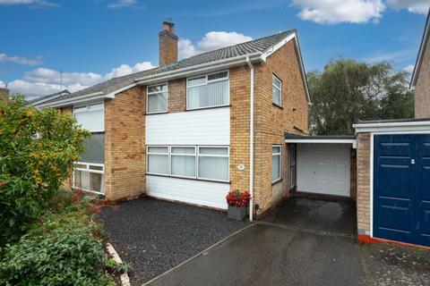 3 bedroom semi-detached house for sale, Braemar Avenue, Stourbridge DY8