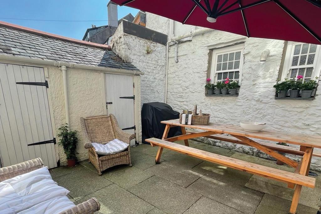 Rear Courtyard