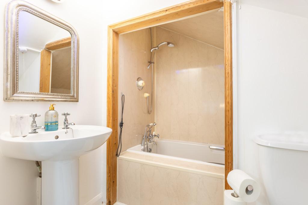 Bedroom Three En-suite