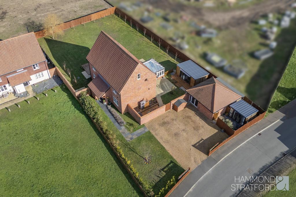 Mount Pleasant Drive, East Harling 6 bed detached house for sale £650,000