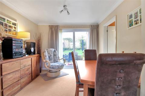 3 Atbara Close, Swindon, SN25 3DD