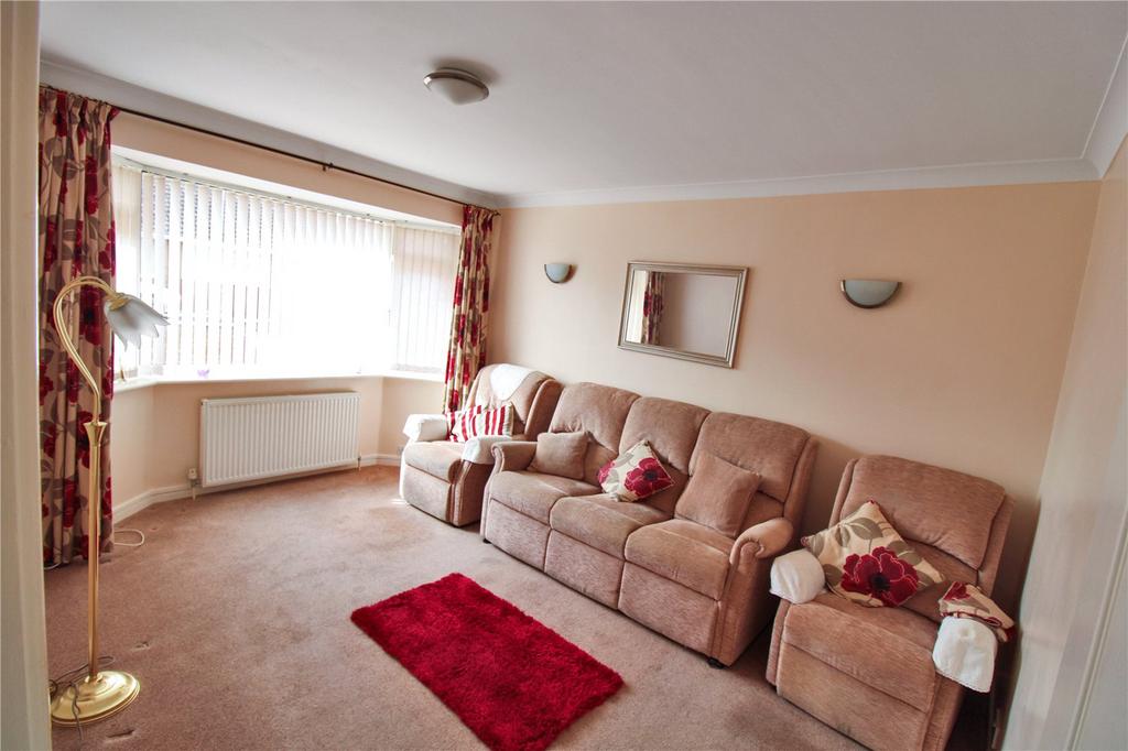 Upper Stratton, Swindon SN2 2 bed bungalow for sale £250,000