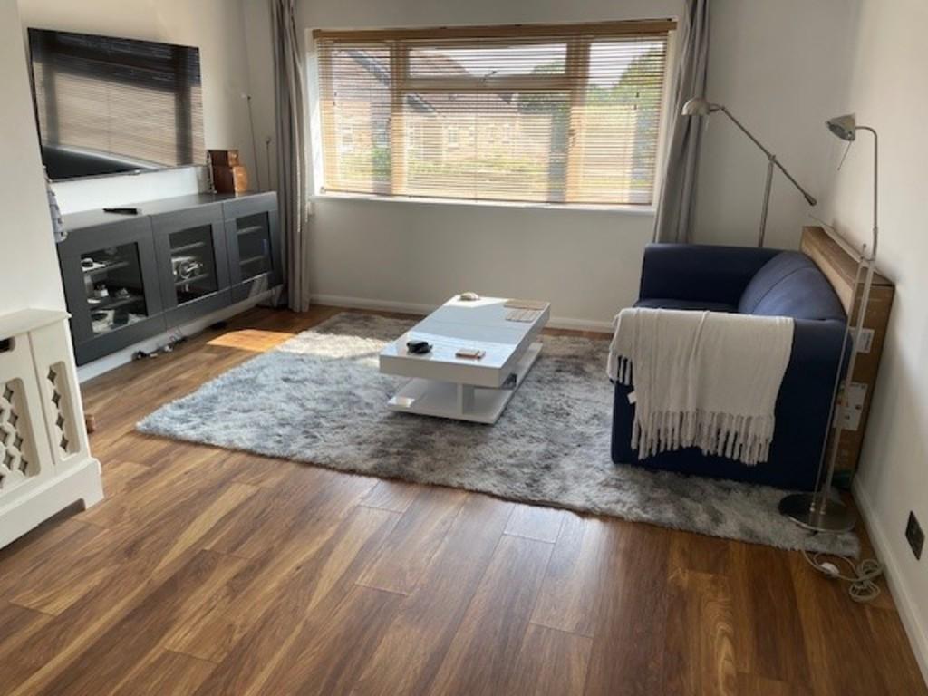 31 Uphill Way Lounge New