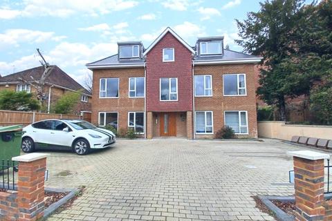 3 bedroom apartment for sale, Pampisford Road, Purley, CR8