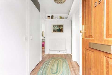 29 Lancaster Road, London, SE25 4BJ