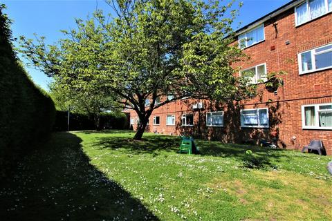 2 bedroom apartment for sale, Colnbrook