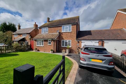 3 bedroom detached house for sale, The Green, Long Itchington, CV47