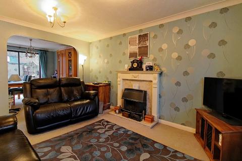 3 bedroom detached house for sale, Briers Close, Narborough