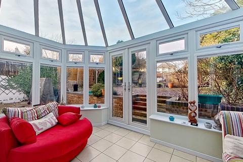 10 Fairview Avenue, Birmingham, B42 1LT