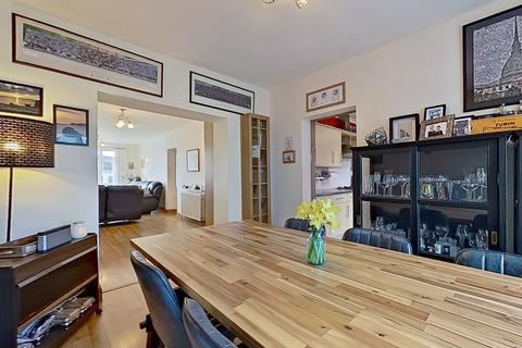10 Fairview Avenue, Birmingham, B42 1LT