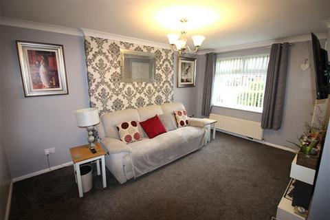 3 bedroom semi-detached house for sale, Hunters Drive, Dinnington, Sheffield, S25 2TG