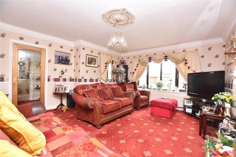 4 bedroom detached bungalow for sale, The Nook, Tingley, Wakefield, West Yorkshire
