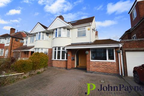 4 bedroom semi-detached house to rent - Dillotford Avenue, Styvechale, Coventry, West Midlands, CV3