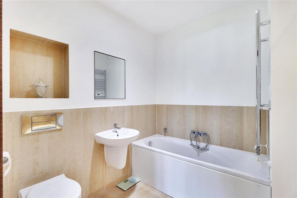 En Suite Bathroom