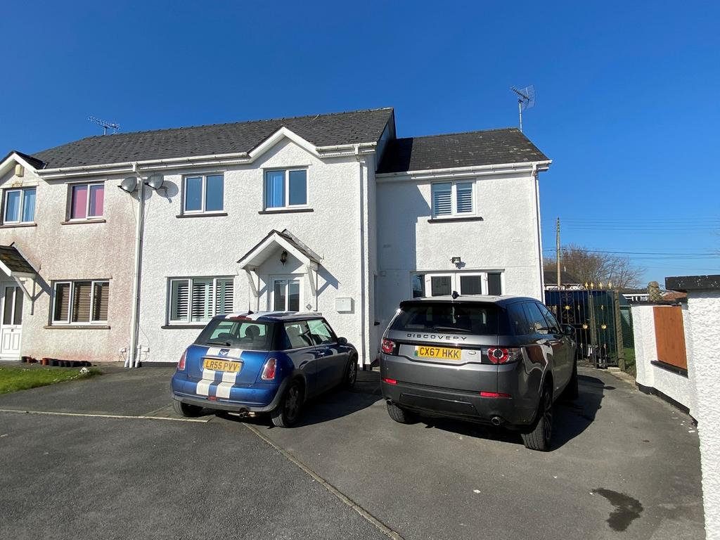 Cribyn, Lampeter, SA48 5 bed semidetached house for sale £260,000
