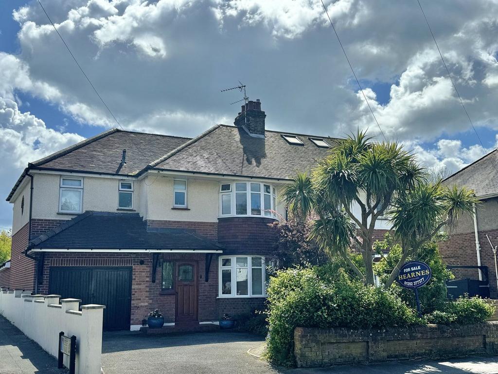 Sherwood Avenue, Whitecliff, Poole, BH14 4 bed semidetached house for
