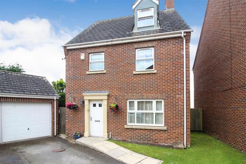 4 bedroom detached house for sale, Nursery Close, Leeds LS25