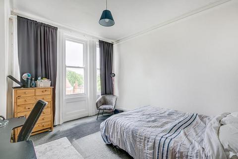 3 bedroom flat for sale, Fitzgeorge Avenue, West Kensington, W14
