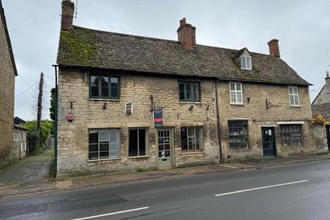 4 bedroom cottage for sale, High Street, Lechlade