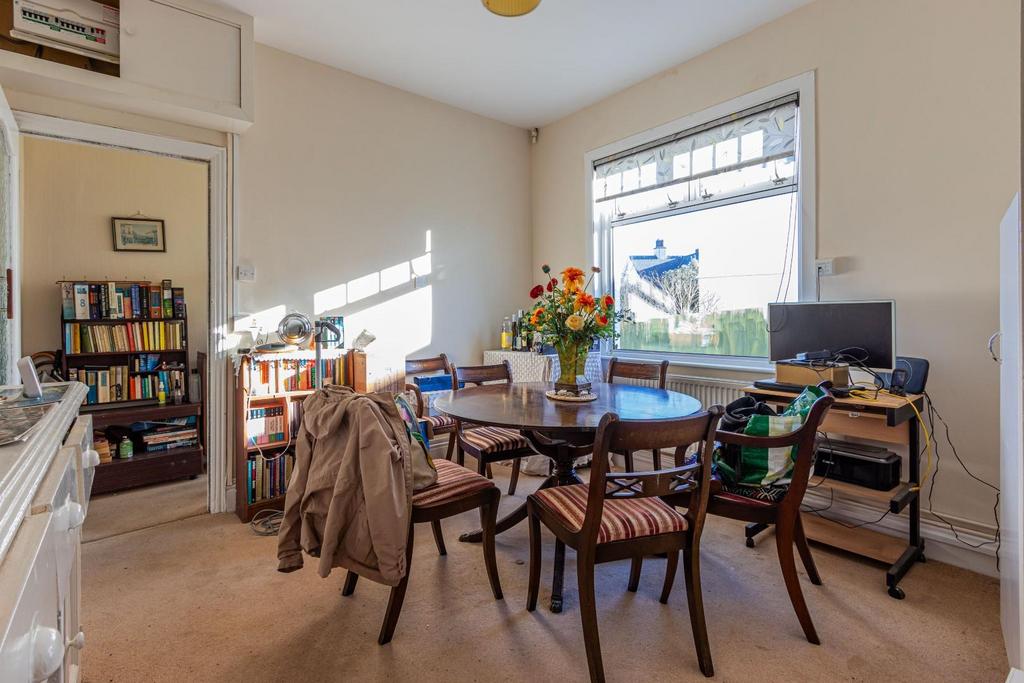 Highwalls Avenue, Dinas Powys CF64 1 bed apartment for sale £250,000