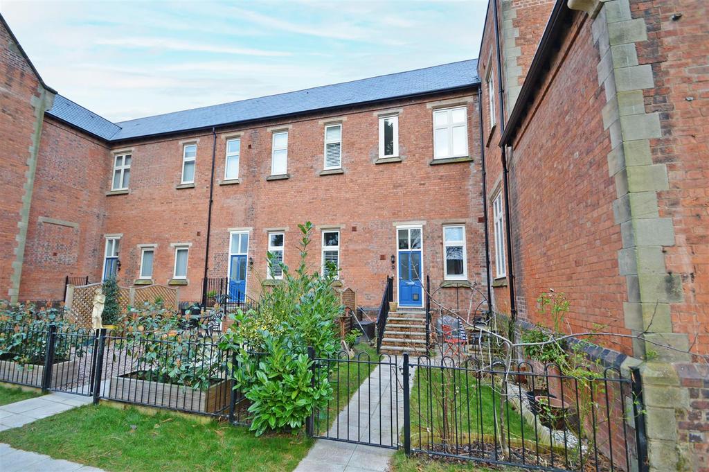Oliver Road, Bicton Heath, Shrewsbury 2 bed terraced house for sale £
