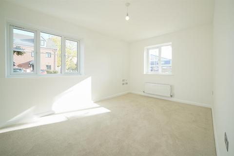 3 bedroom end of terrace house for sale - 1 Kingsbury Close, Ramsey Road, Leamington Spa