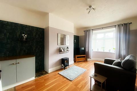2 bedroom apartment for sale, Laing Grove, Howdon