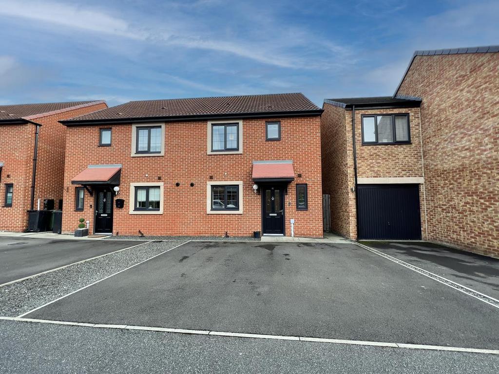 The Meadows, Wallsend 3 bed semidetached house for sale £199,950