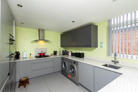 3 bedroom semi-detached house for sale - Church Street, Leeds LS26