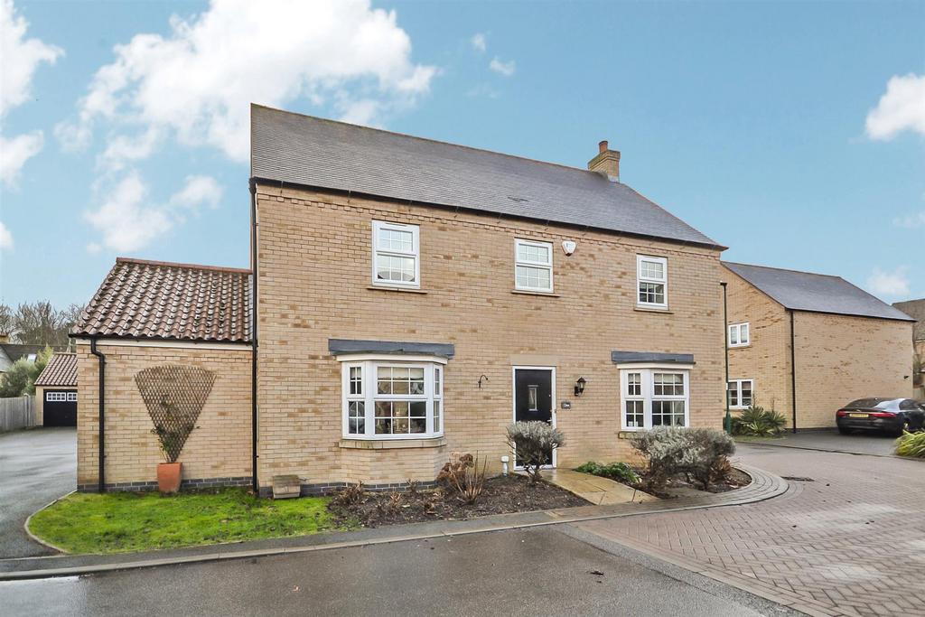 Paynes Field, Barnack 4 bed house to rent £2,350 pcm (£542 pw)