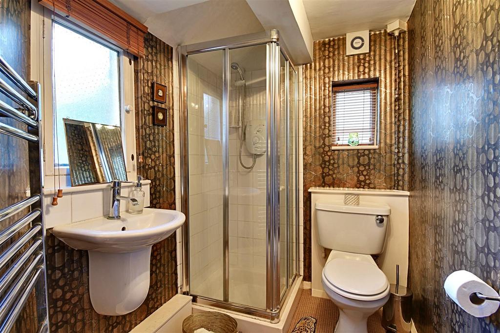 Shower Room.jpg