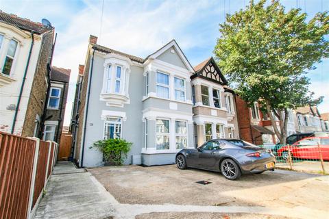 4 bedroom semi-detached house for sale, Anerley Road, Westcliff-On-Sea