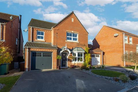 4 bedroom detached house for sale, Springfield Crescent, Wakefield WF3