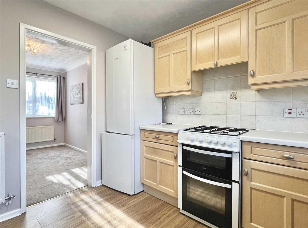Kitchen c.jpg