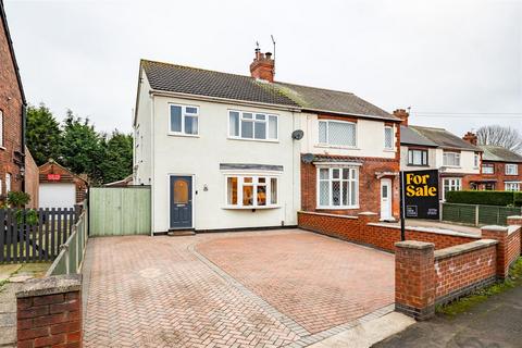 4 bedroom semi-detached house for sale - Kingston Road, Scunthorpe