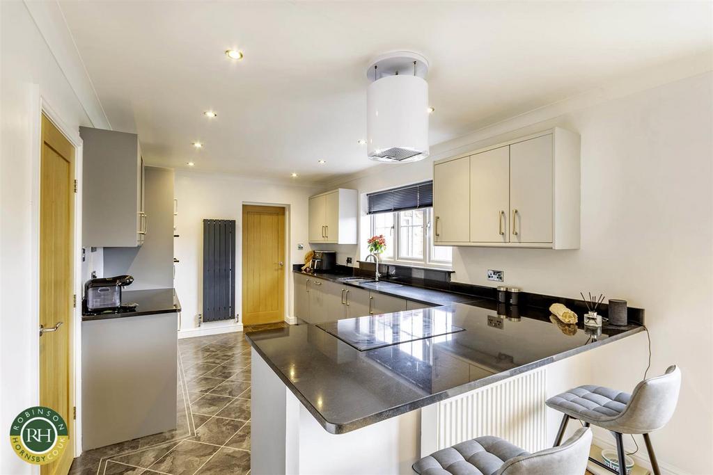 Kitchen diner
