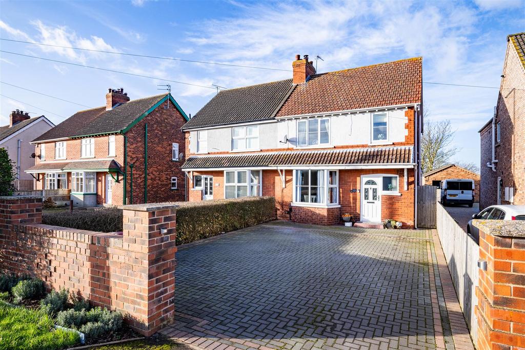 Northfield Road, Messingham 3 bed semidetached house for sale £200,000