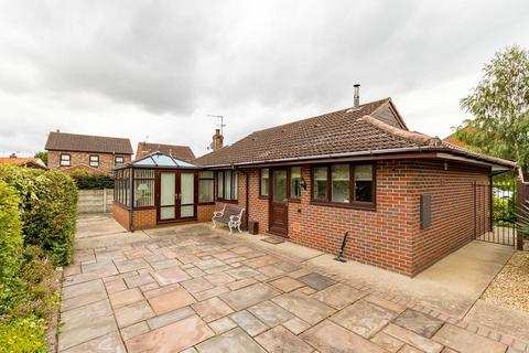 2 bedroom detached bungalow for sale, Rustic Lane, Blyton